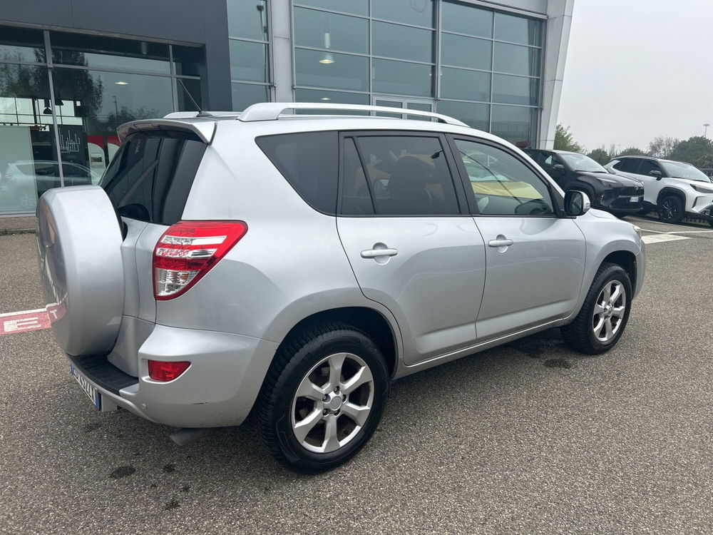 Toyota Rav4 usata a Piacenza (6)