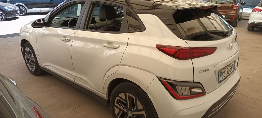 Hyundai Kona usata a Napoli (4)