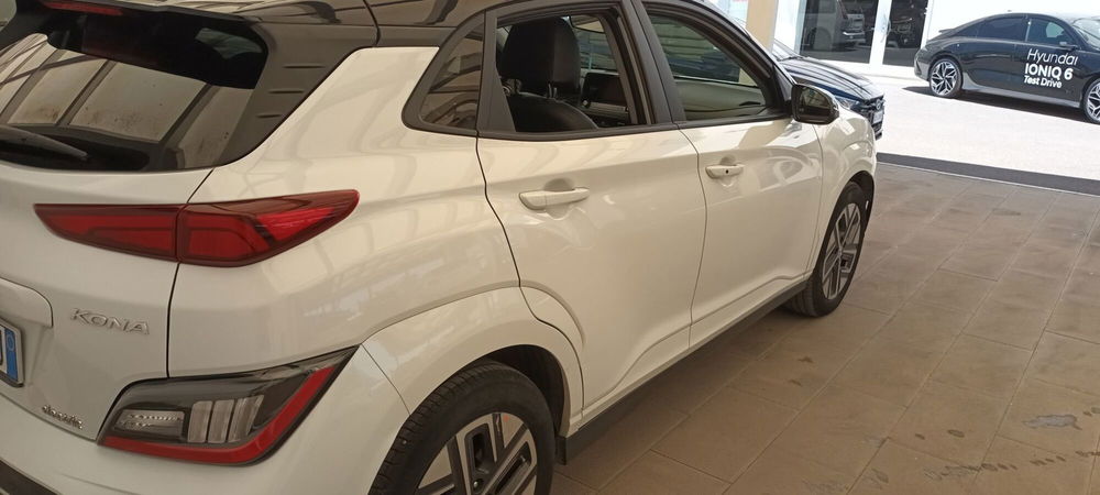 Hyundai Kona usata a Napoli (5)