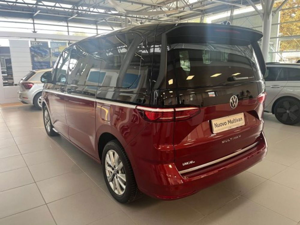 Volkswagen Multivan nuova a Cuneo (6)