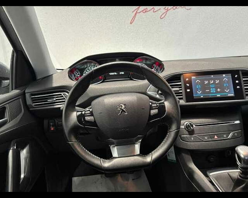 Peugeot 308 usata a Milano (11)