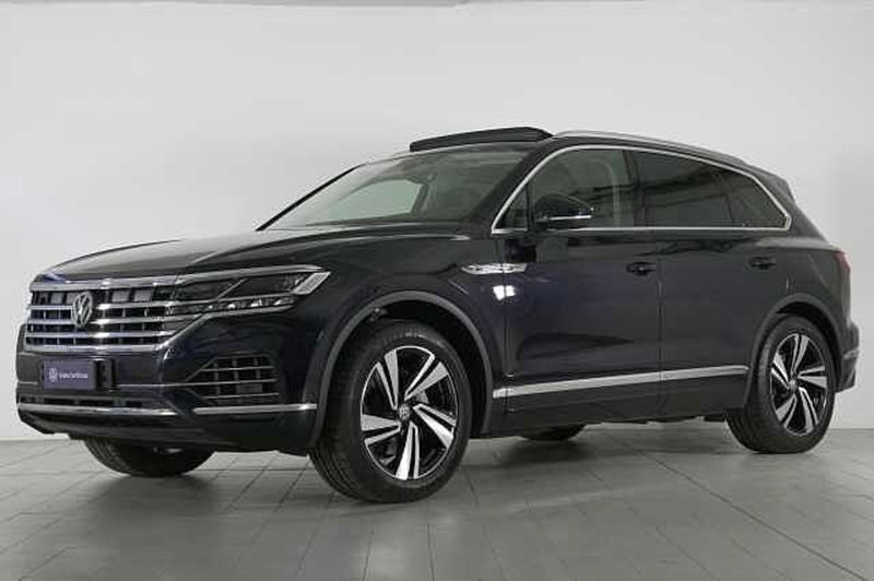 Volkswagen Touareg 3.0 V6 TDI SCR del 2020 usata a Barni