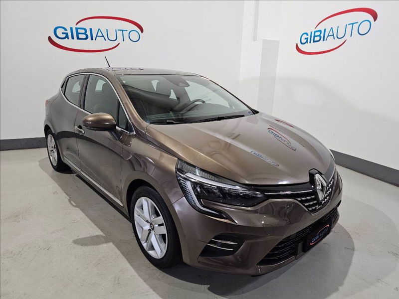 Renault Clio Full Hybrid E-Tech 140 CV 5 porte Intens  del 2021 usata a Palermo