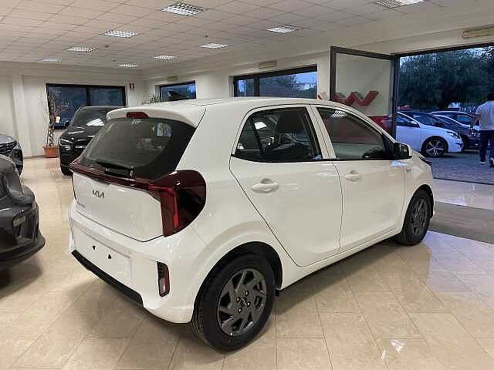 Kia Picanto nuova a Napoli (2)