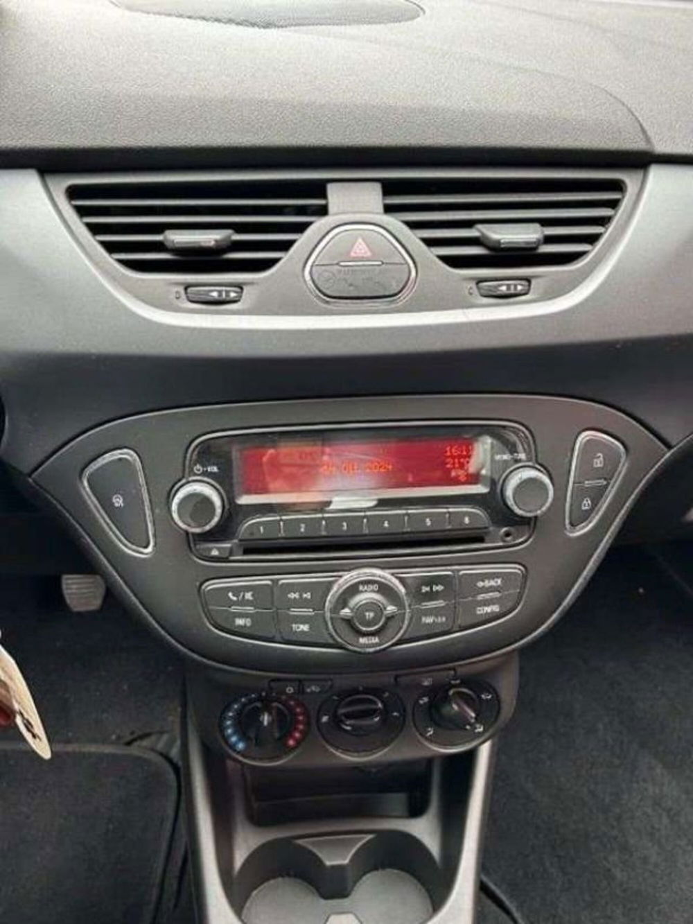 Opel Corsa usata a Firenze (11)