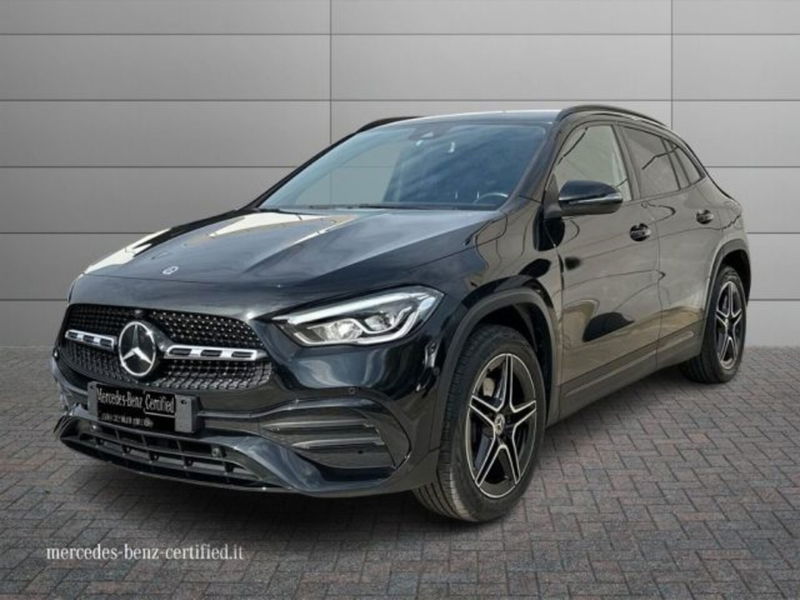 Mercedes-Benz GLA SUV 250 e Plug-in hybrid Automatic Premium del 2021 usata a Manocalzati