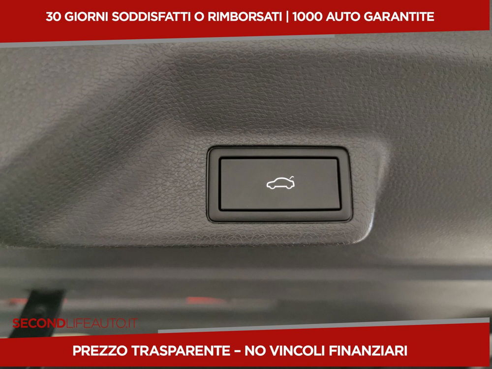 Volkswagen ID.Buzz usata a Chieti (9)