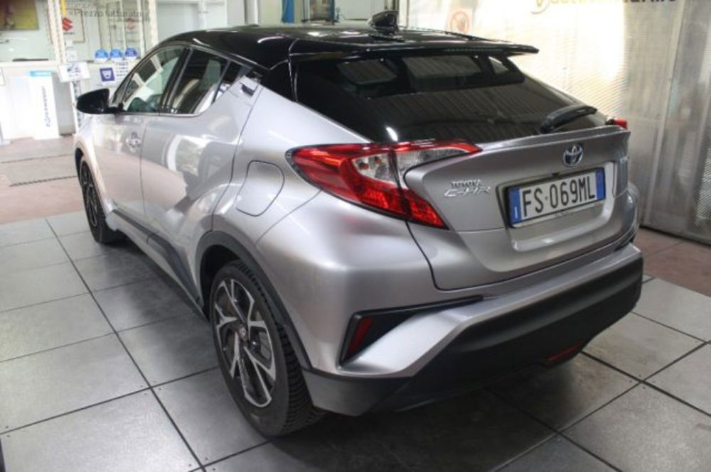 Toyota Toyota C-HR usata a Viterbo (4)