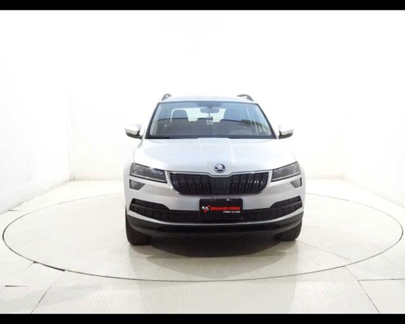 Skoda Karoq 2.0 TDI EVO SCR 115 CV DSG Executive  del 2021 usata a Castenaso