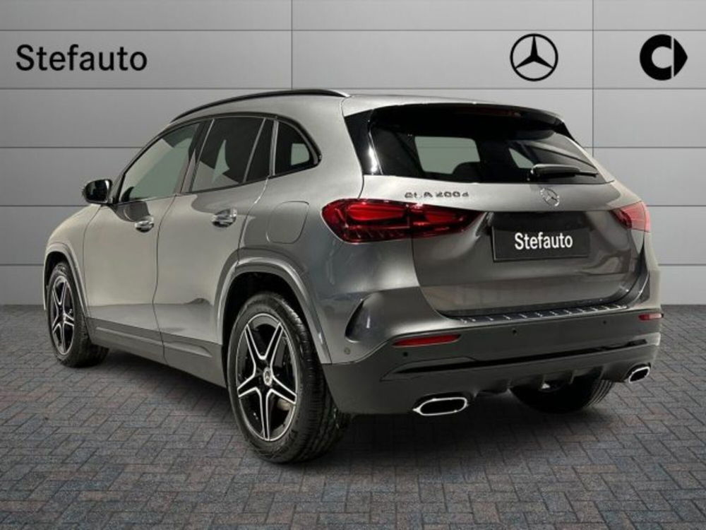 Mercedes-Benz GLA SUV nuova a Bologna (5)