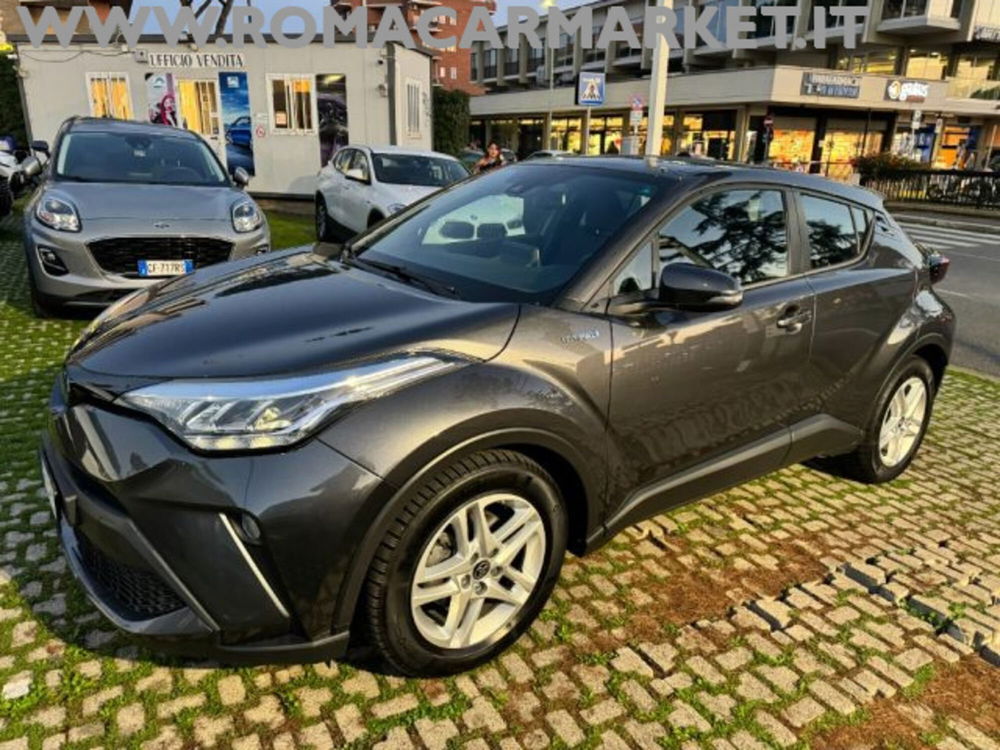 Toyota Toyota C-HR usata a Roma (7)