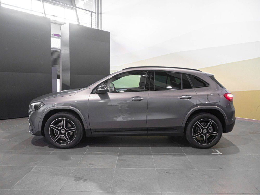 Mercedes-Benz GLA SUV nuova a Ancona (5)