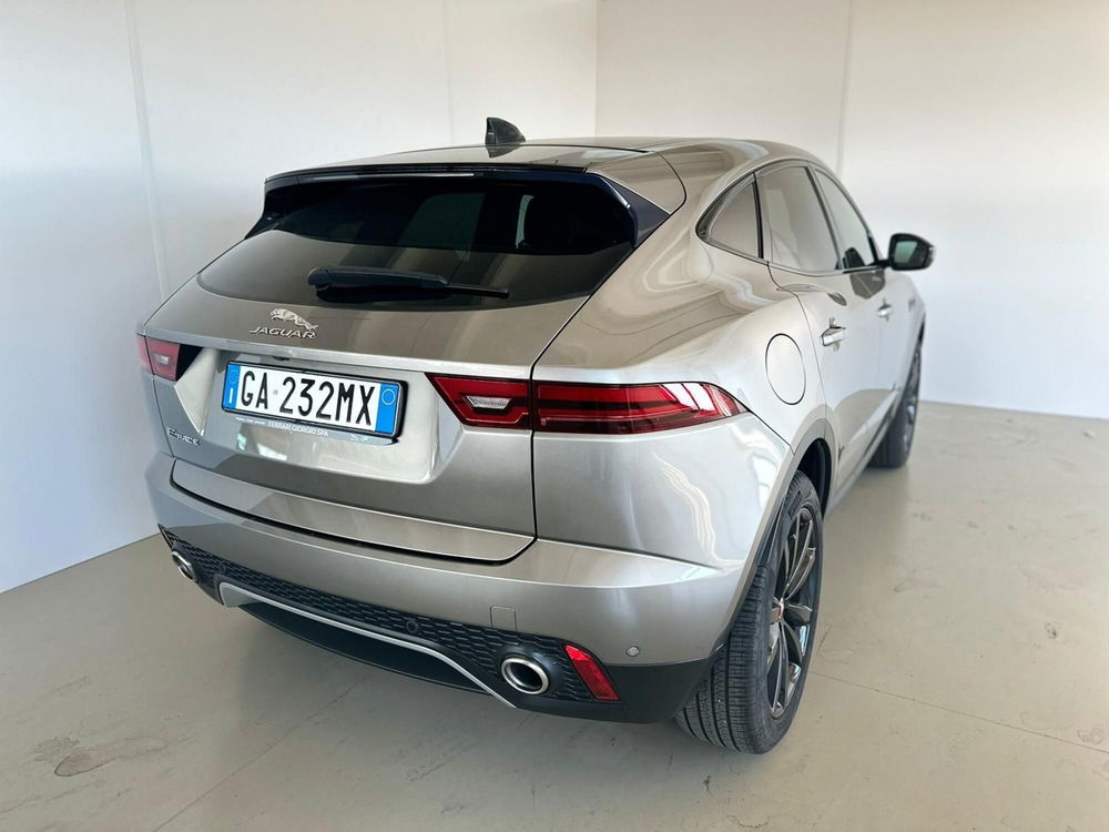 Jaguar E-Pace usata a Modena (15)