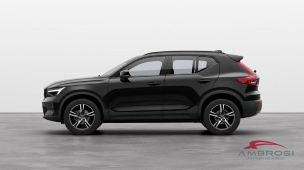 Volvo XC40 nuova a Perugia (2)