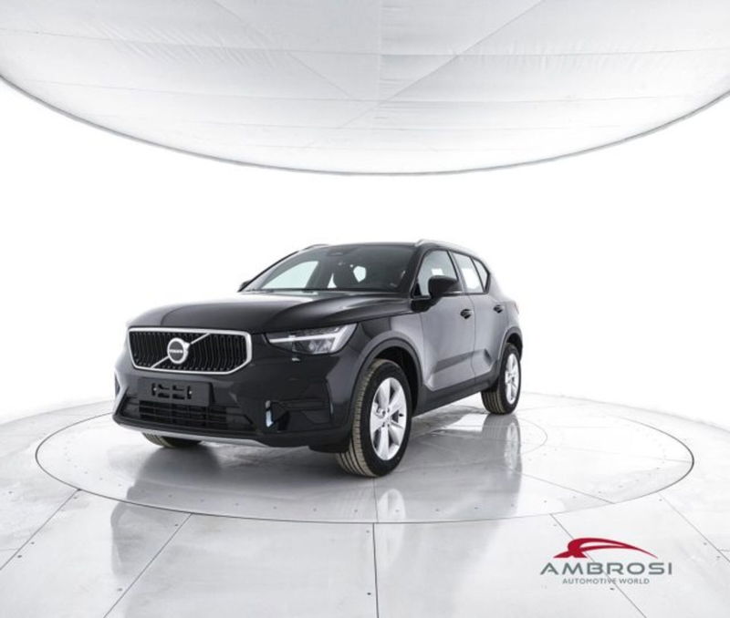 Volvo XC40 B3 automatico Core  nuova a Corciano