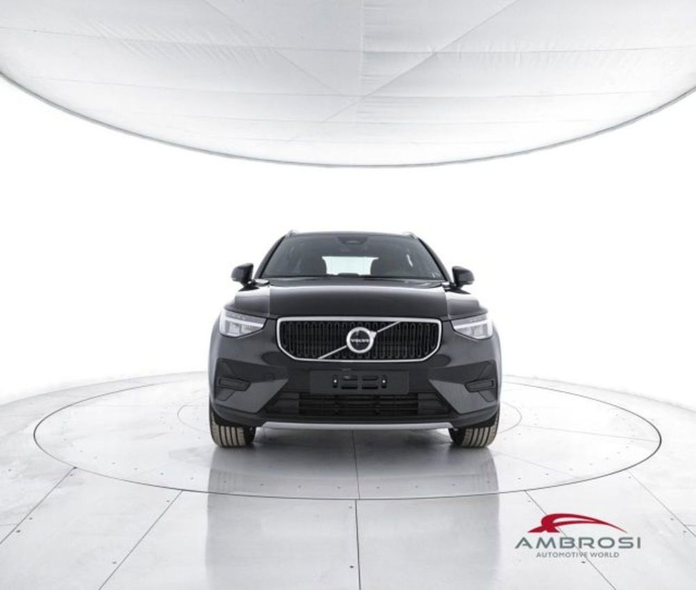 Volvo XC40 nuova a Perugia (5)