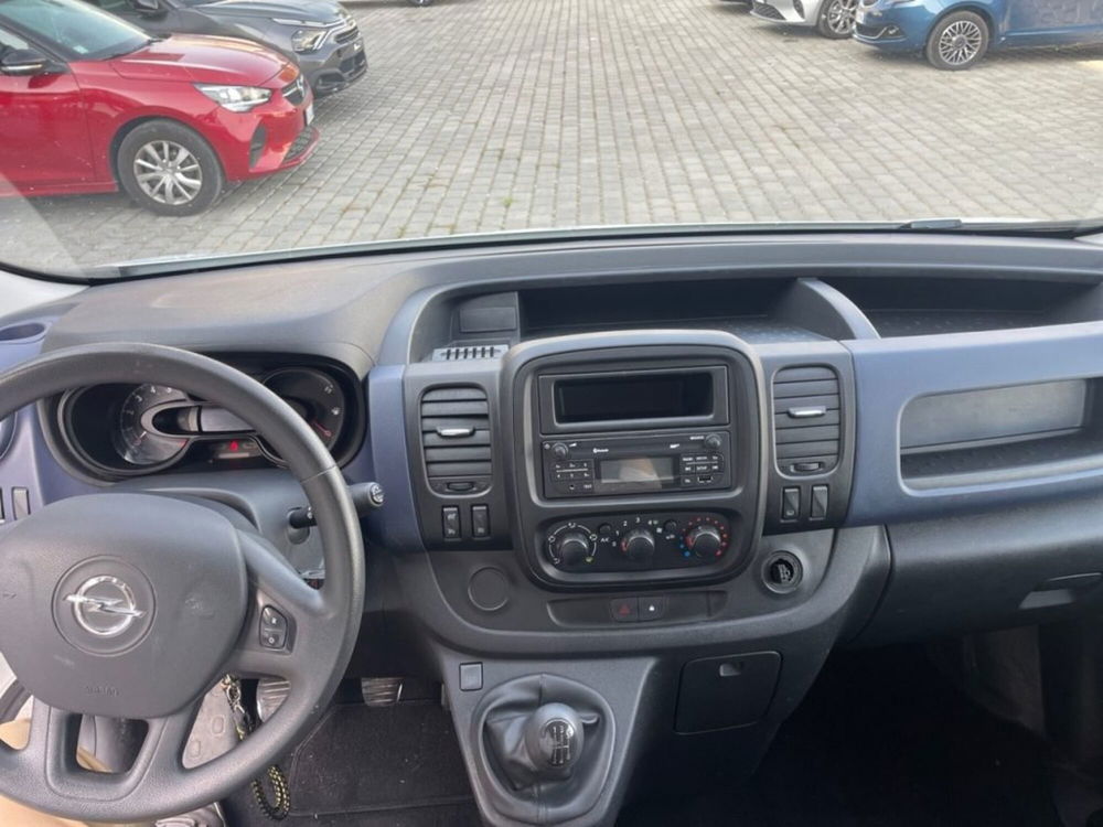 Opel Vivaro Furgone usata a Foggia (10)