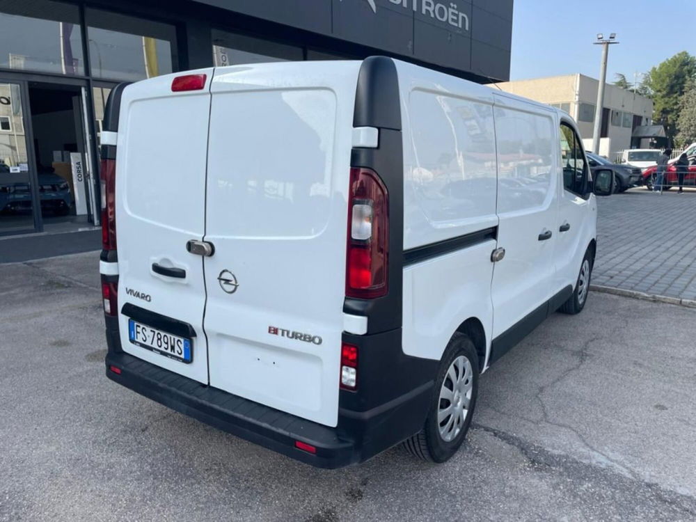 Opel Vivaro Furgone usata a Foggia (4)