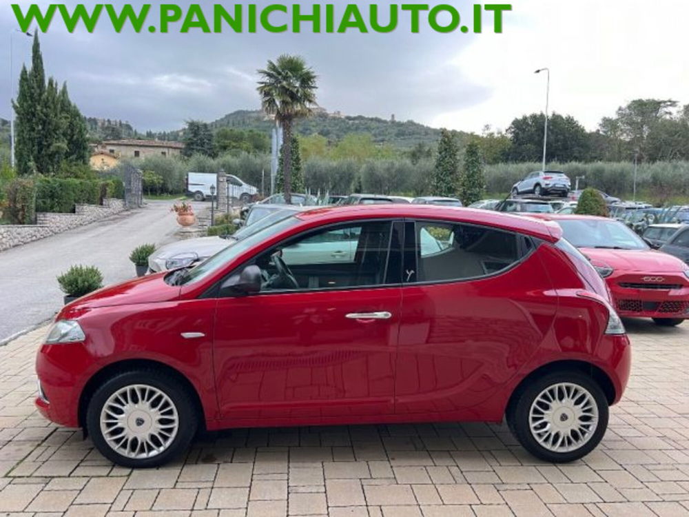 Lancia Ypsilon usata a Arezzo (7)