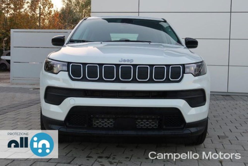 Jeep Compass nuova a Venezia (2)