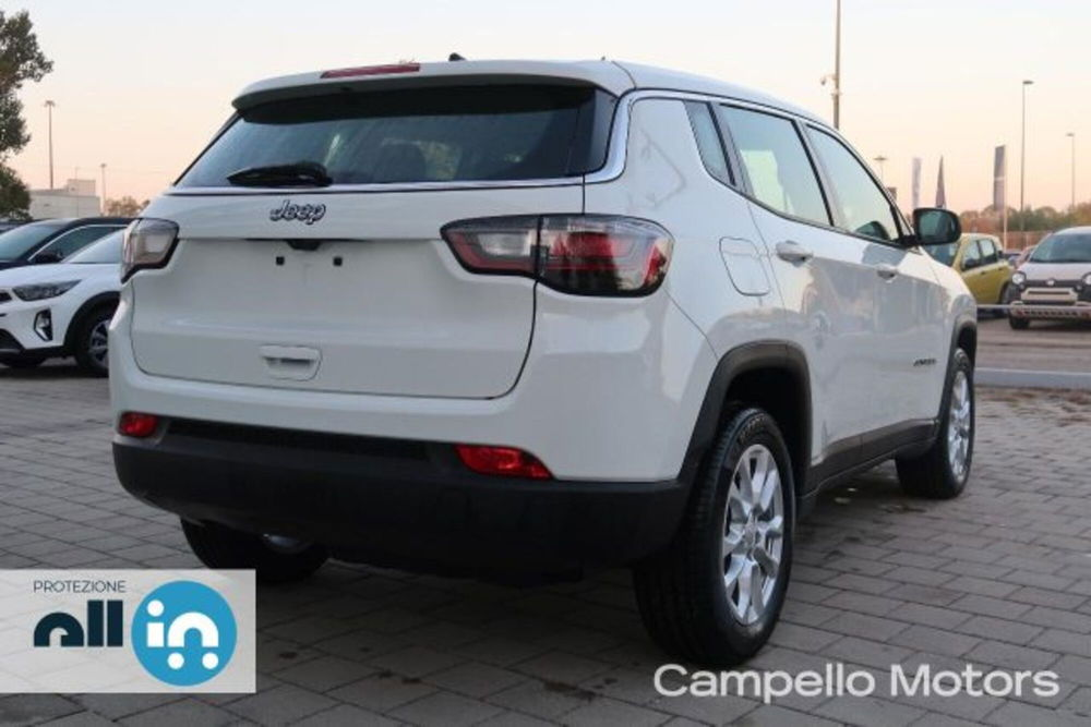 Jeep Compass nuova a Venezia (3)