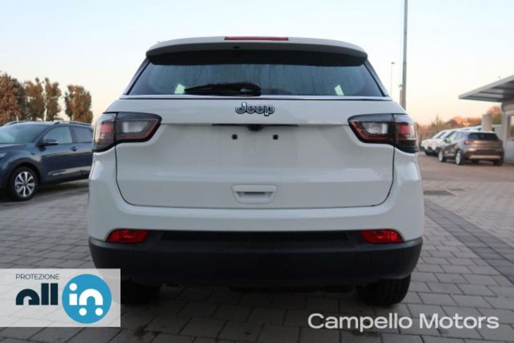 Jeep Compass nuova a Venezia (4)