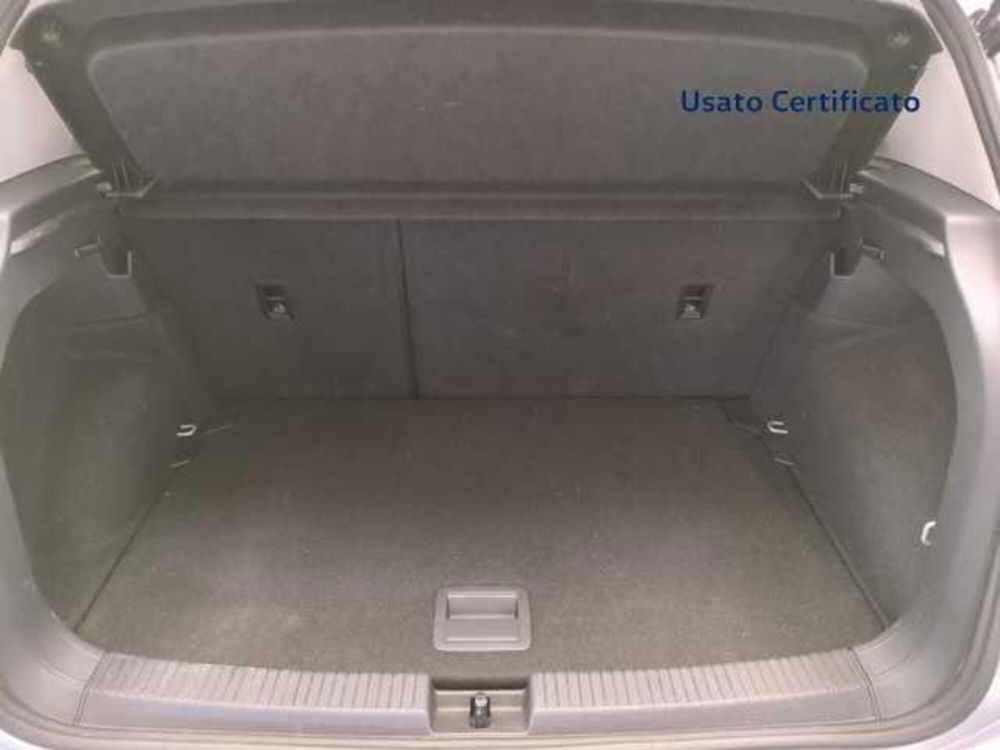 Volkswagen T-Cross usata a Avellino (8)