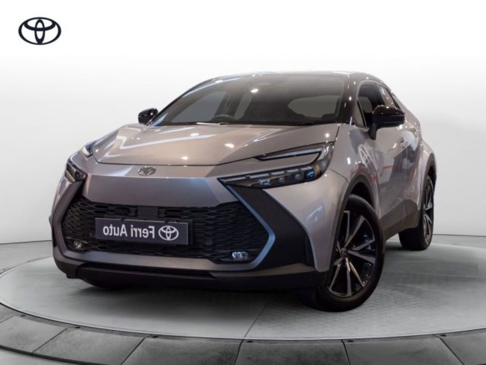 Toyota Toyota C-HR nuova a Padova