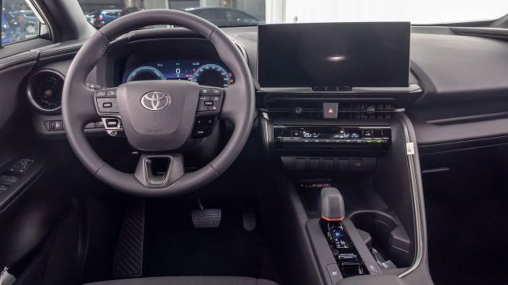 Toyota Toyota C-HR nuova a Padova (9)