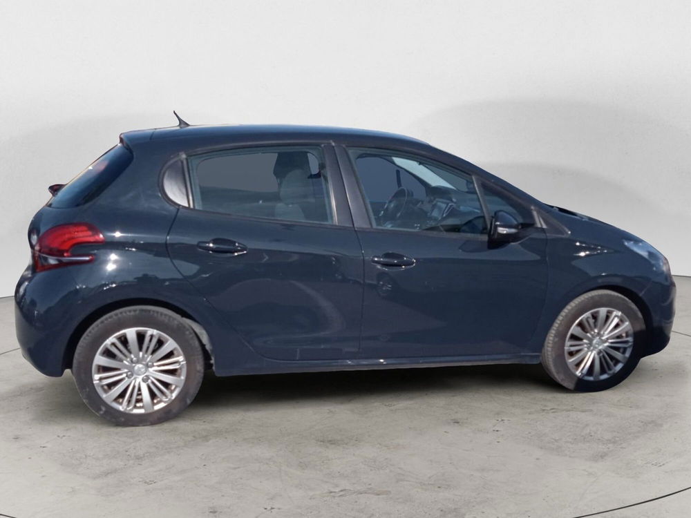 Peugeot 208 usata a Roma (7)