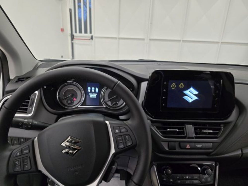 Suzuki S-Cross nuova a Reggio Emilia (10)