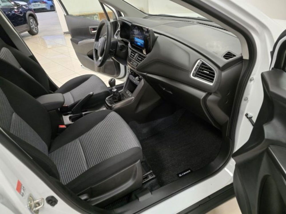 Suzuki S-Cross nuova a Reggio Emilia (13)