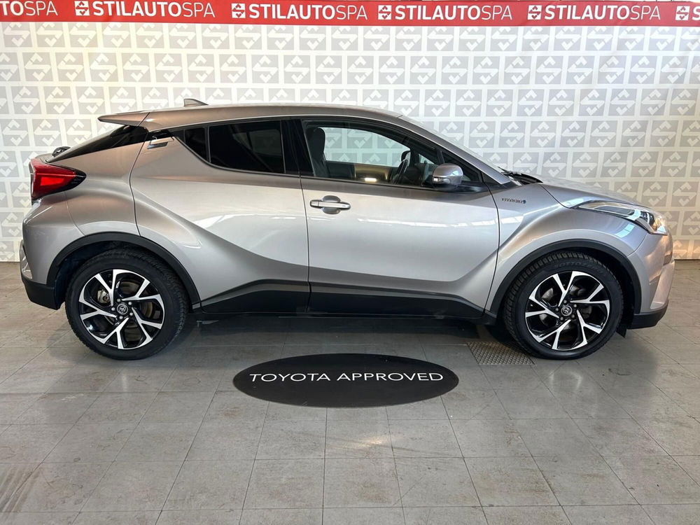 Toyota Toyota C-HR usata a Prato (5)