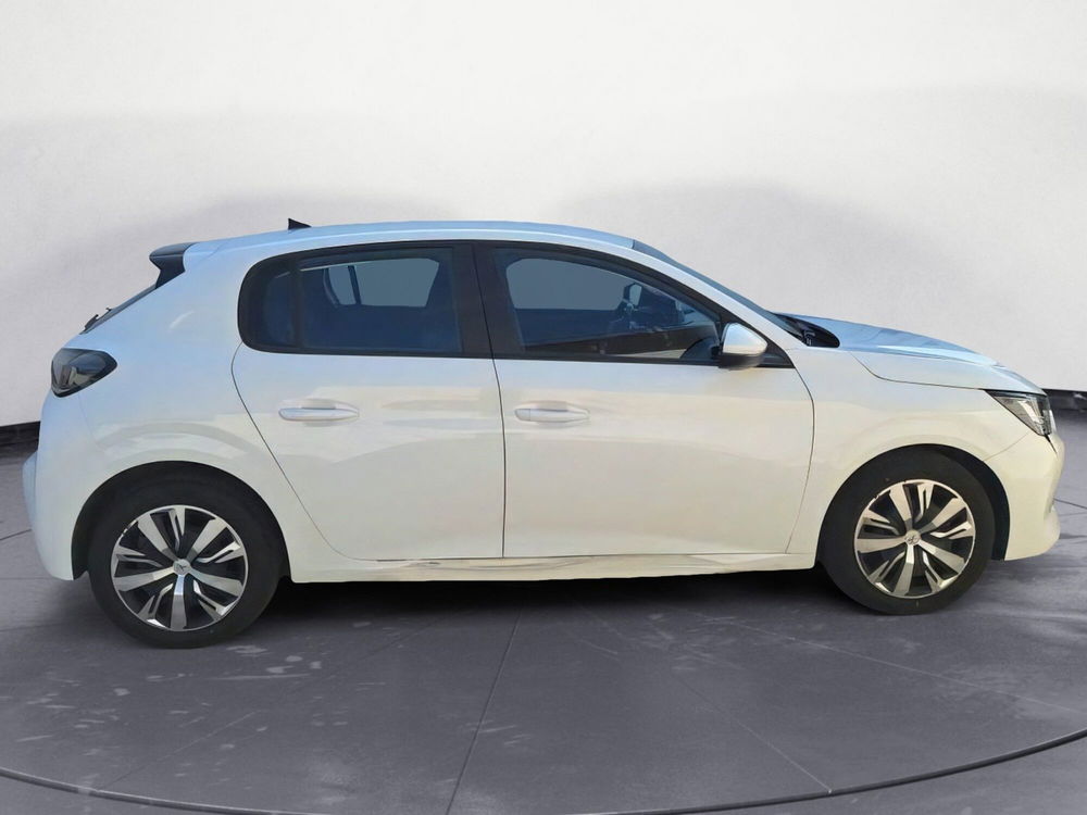 Peugeot 208 usata a Salerno (4)