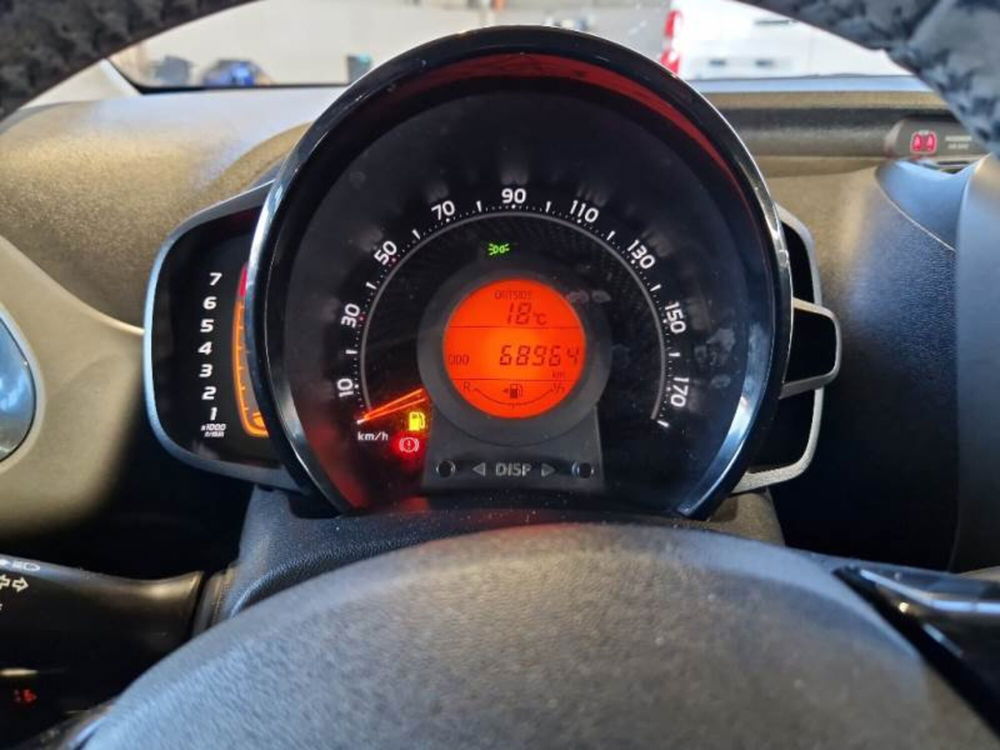 Toyota Aygo X usata a Salerno (10)