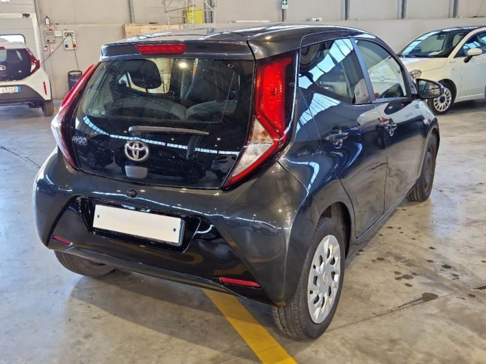 Toyota Aygo X usata a Salerno (5)