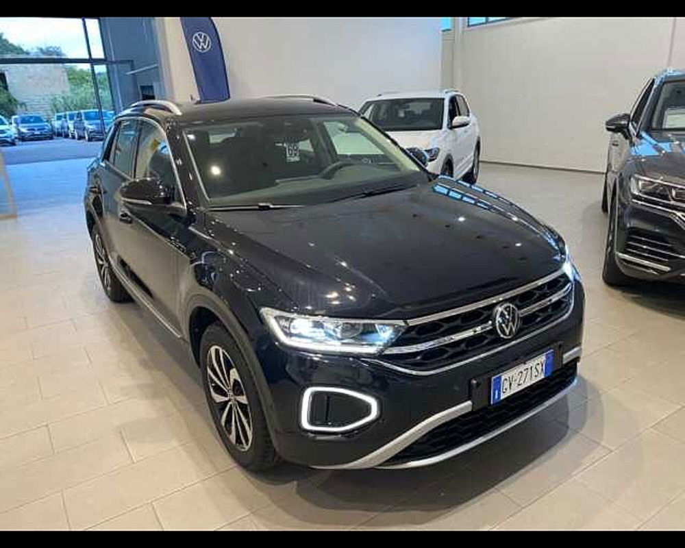 Volkswagen T-Roc nuova a Napoli (6)