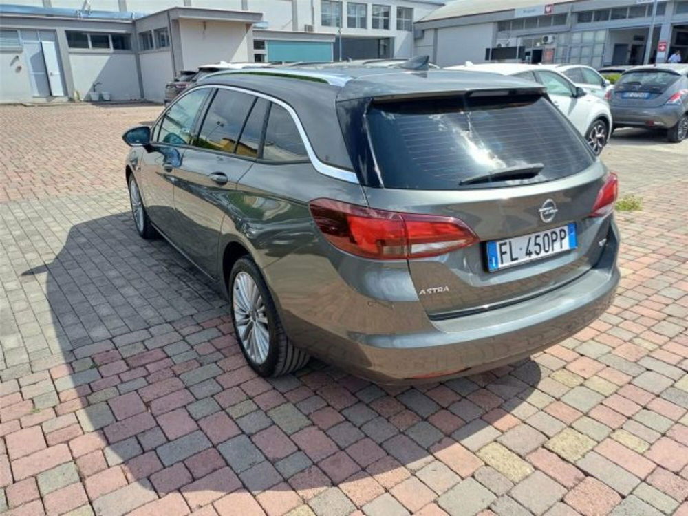 Opel Astra Station Wagon usata a Bari (3)