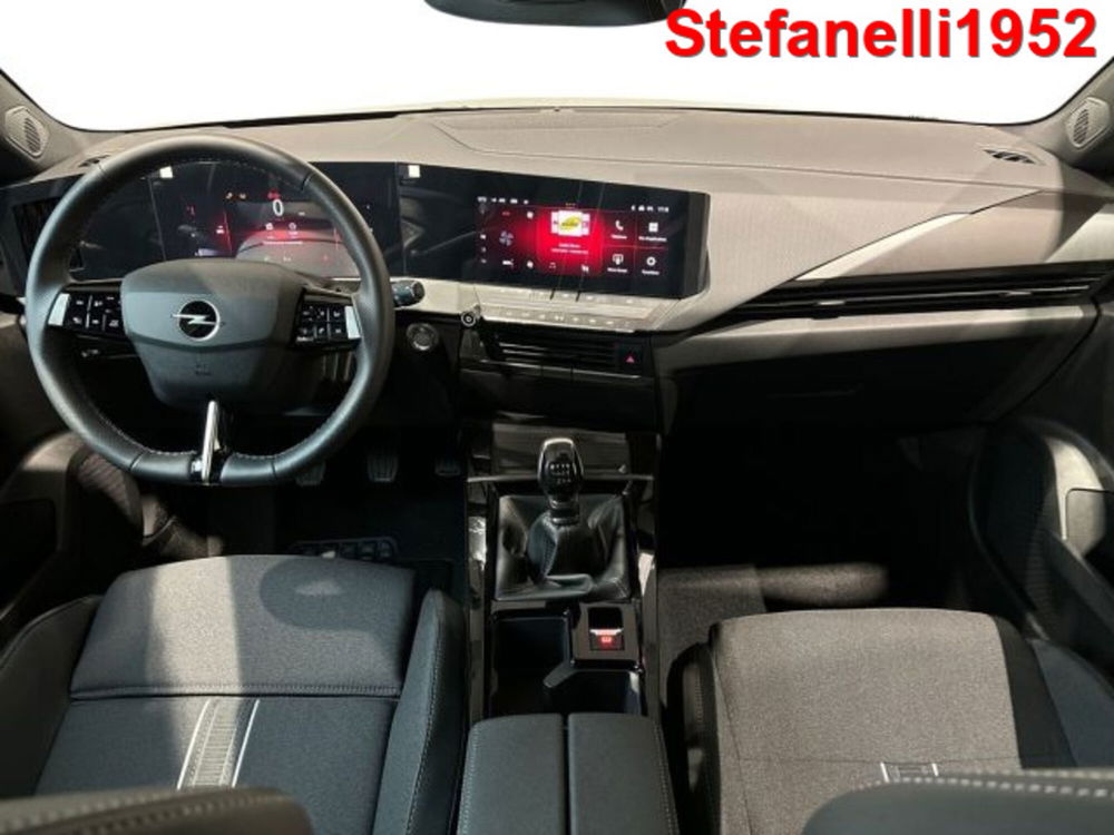 Opel Astra Station Wagon nuova a Bologna (13)