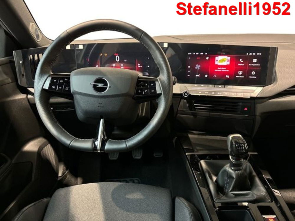 Opel Astra Station Wagon nuova a Bologna (14)