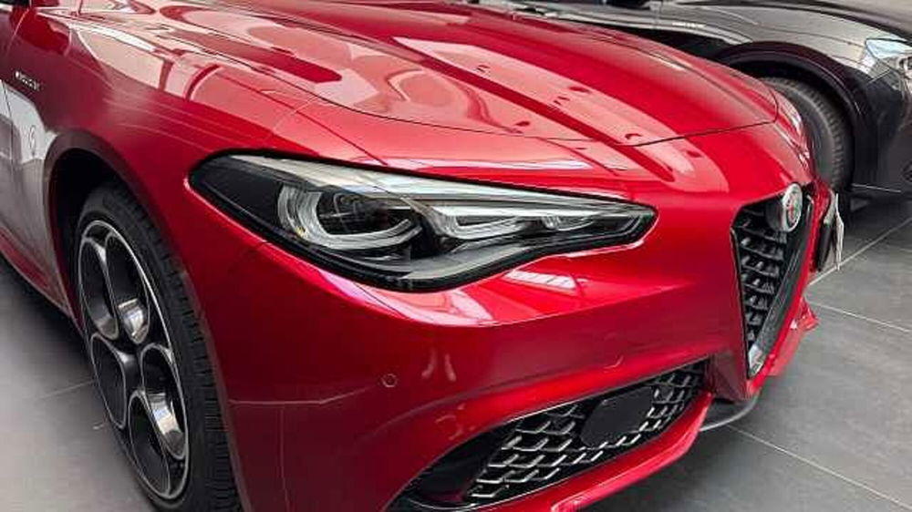 Alfa Romeo Giulia nuova a Milano (17)