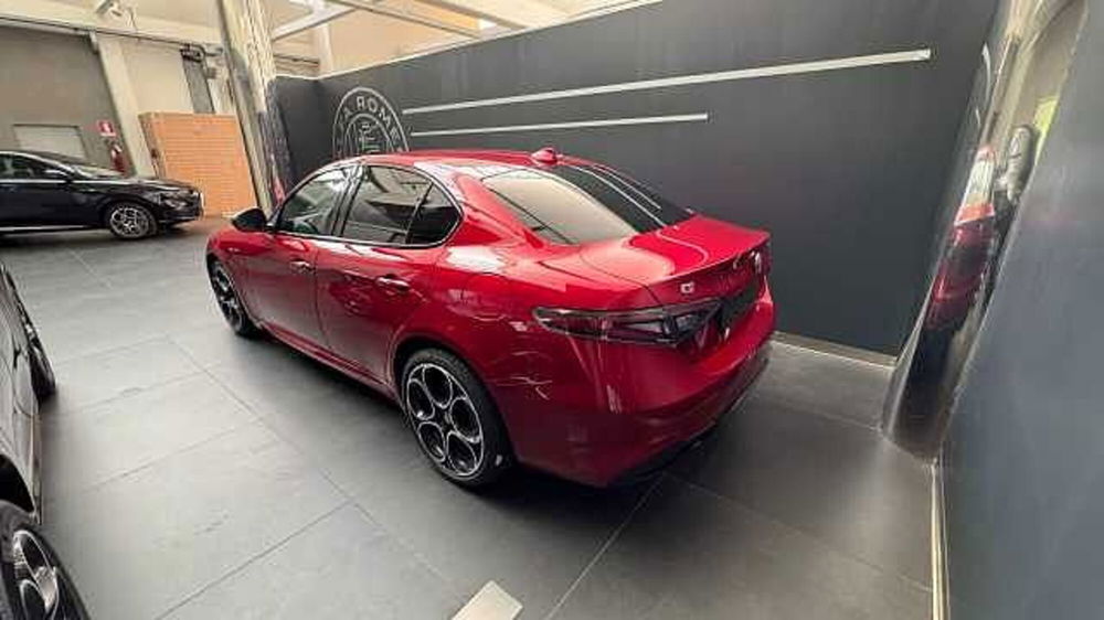 Alfa Romeo Giulia nuova a Milano (2)