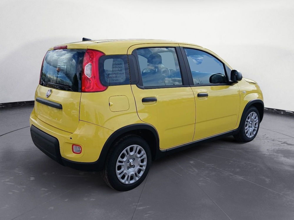 Fiat Panda Cross nuova a Brindisi (3)