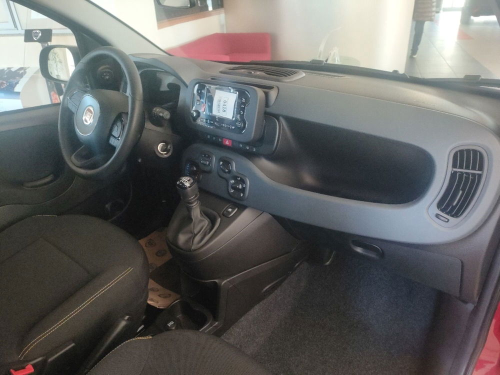 Fiat Panda Cross nuova a Lecce (18)