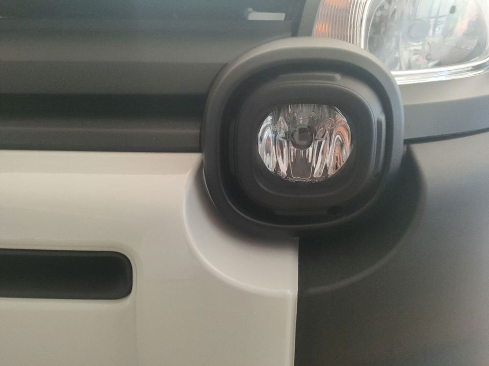 Fiat Panda Cross nuova a Lecce (16)