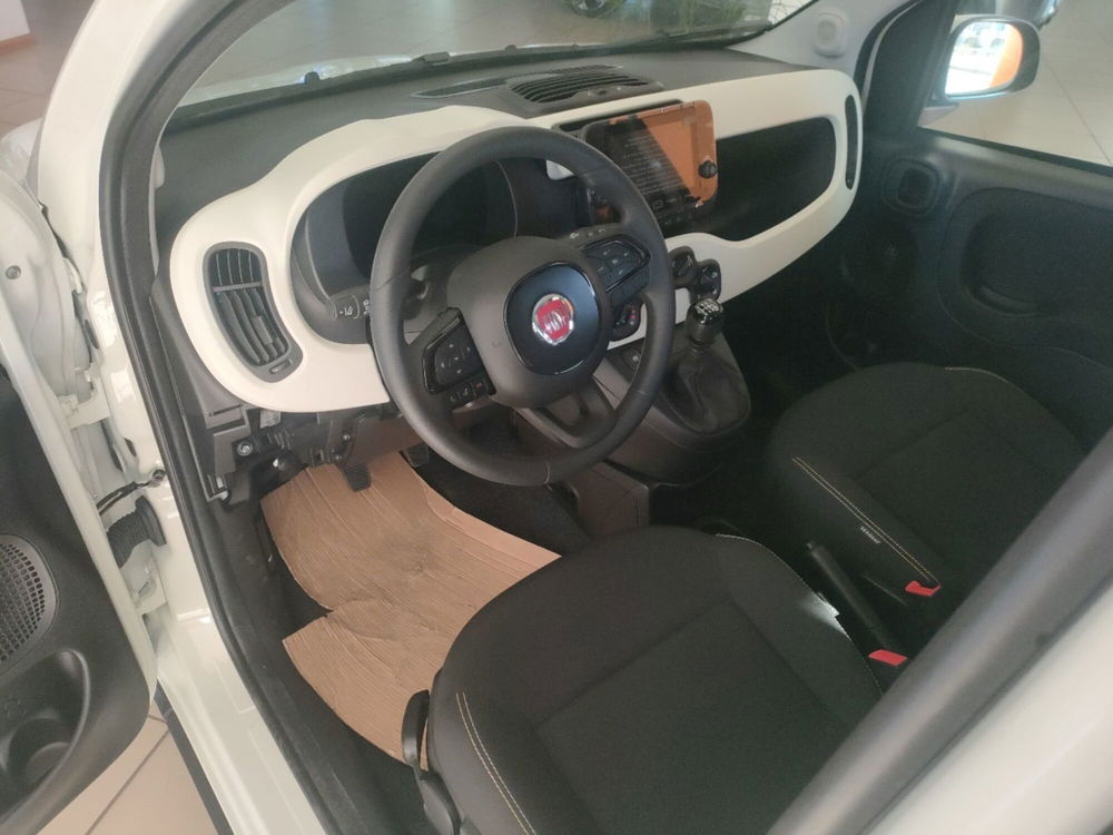 Fiat Panda Cross nuova a Lecce (17)