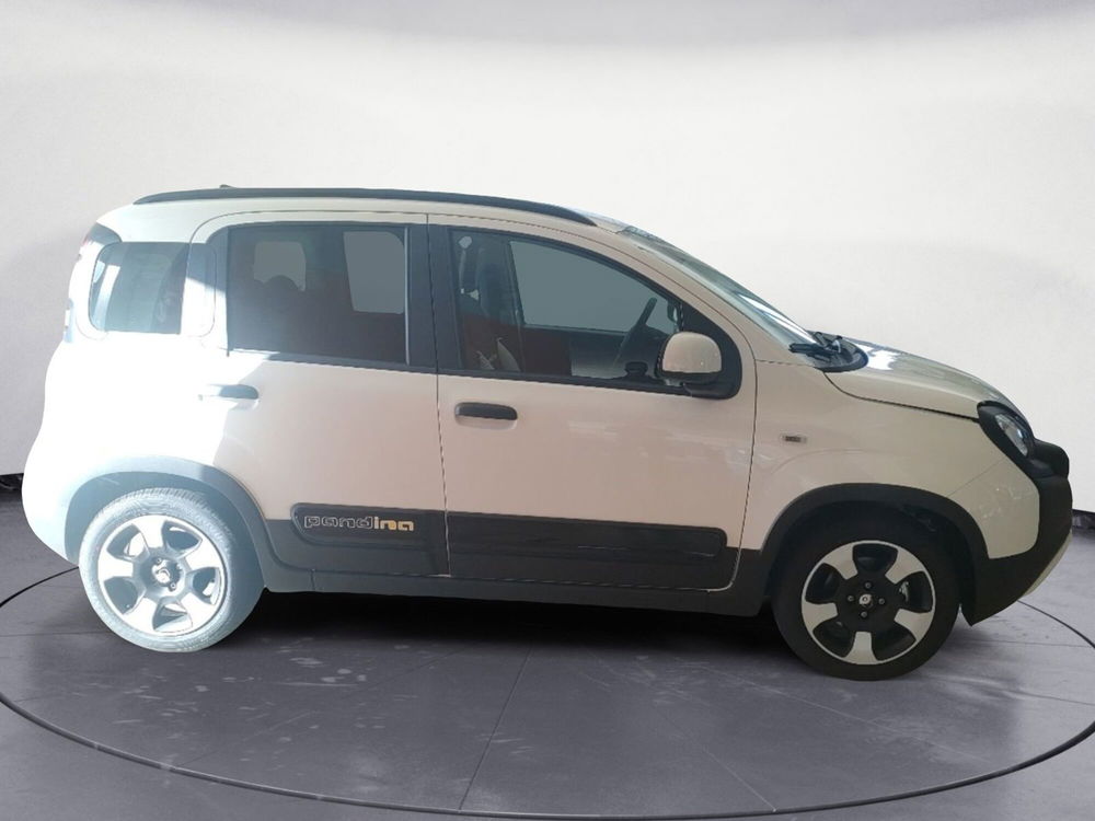 Fiat Panda Cross nuova a Lecce (3)