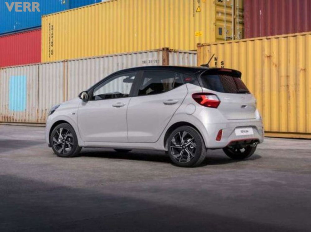 Hyundai i10 nuova a Milano (4)