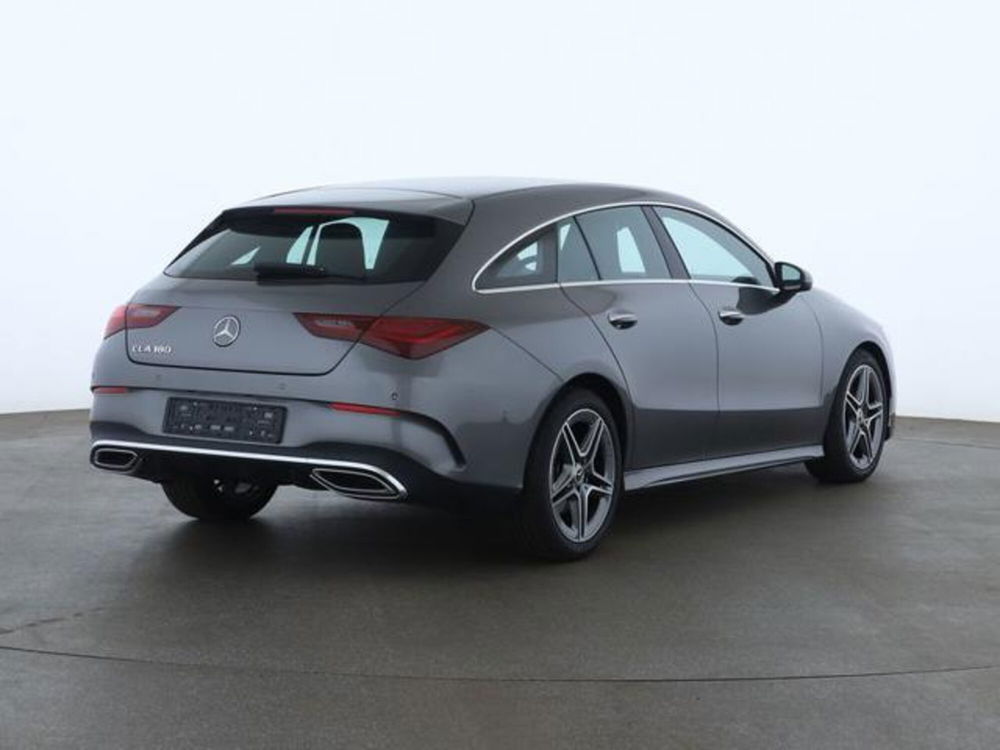 Mercedes-Benz CLA Shooting Brake usata a Milano (2)