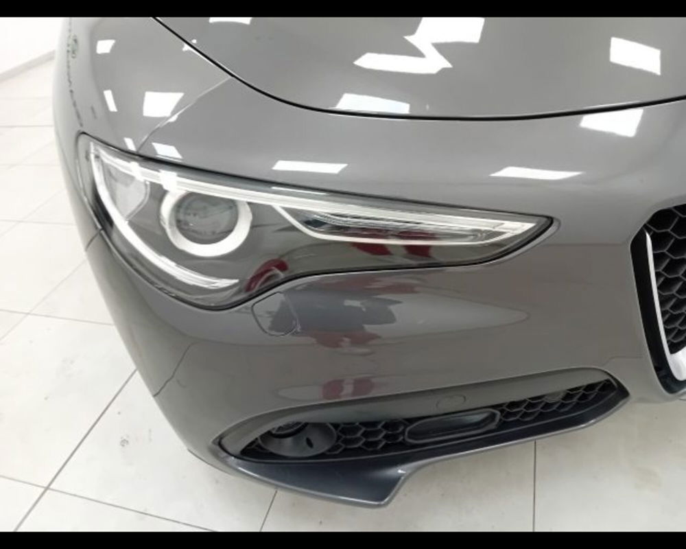 Alfa Romeo Stelvio usata a Alessandria (20)